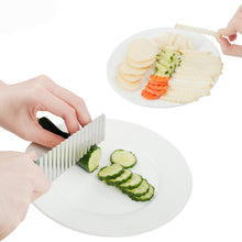 Carregar imagem no visualizador da galeria, TTLIFE Potato French FryVegetable Cutter Knives Stainless Steel Kitchen Tool Wave Knife Chopper Serrated Blade Carrot Slicer