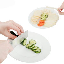 Carregar imagem no visualizador da galeria, TTLIFE Potato French FryVegetable Cutter Knives Stainless Steel Kitchen Tool Wave Knife Chopper Serrated Blade Carrot Slicer
